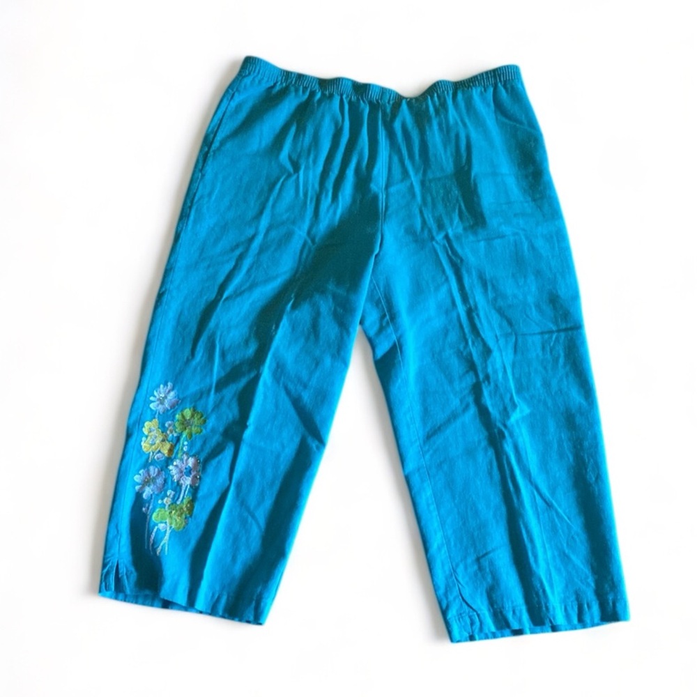 Kim Rogers  Embellished Turquoise Capris